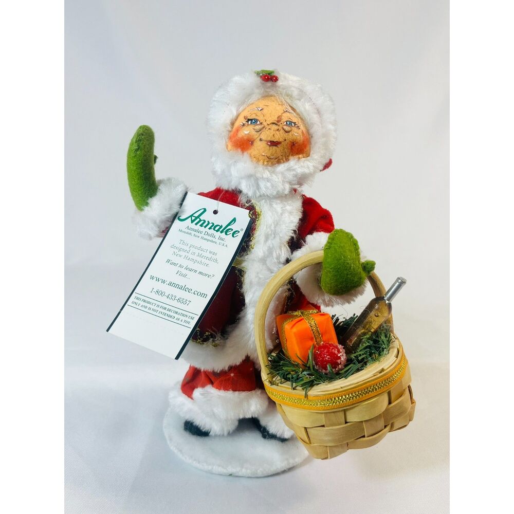 NWT ANNALEE MRS SANTA Claus Christmas Delights 2012 9" NWT 400612 Wine Basket
